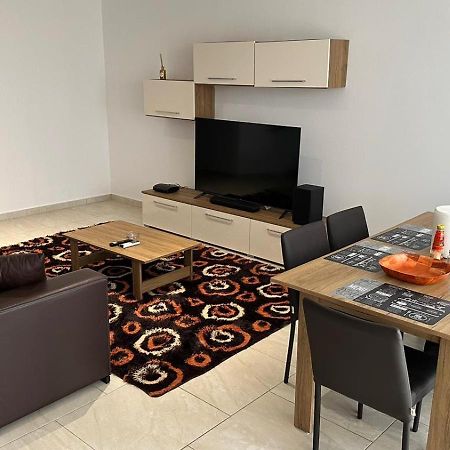 Your Elegant Home Away From Home Shared Apartment Only With Host Żebbuġ Eksteriør bilde