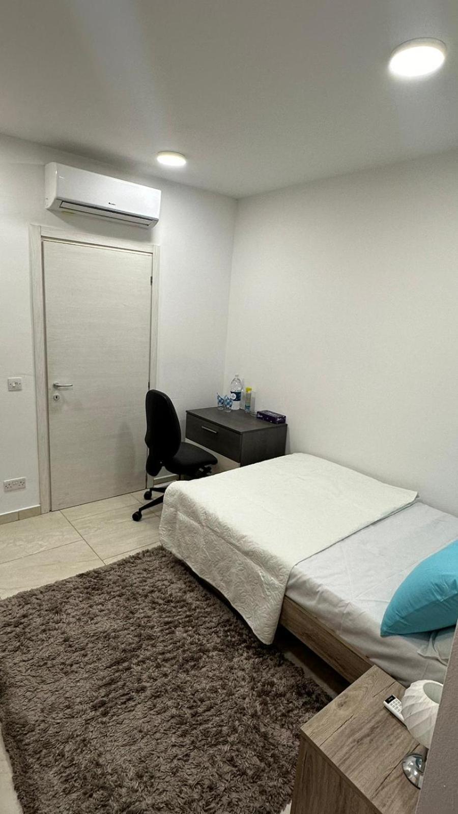 Your Elegant Home Away From Home Shared Apartment Only With Host Żebbuġ Eksteriør bilde