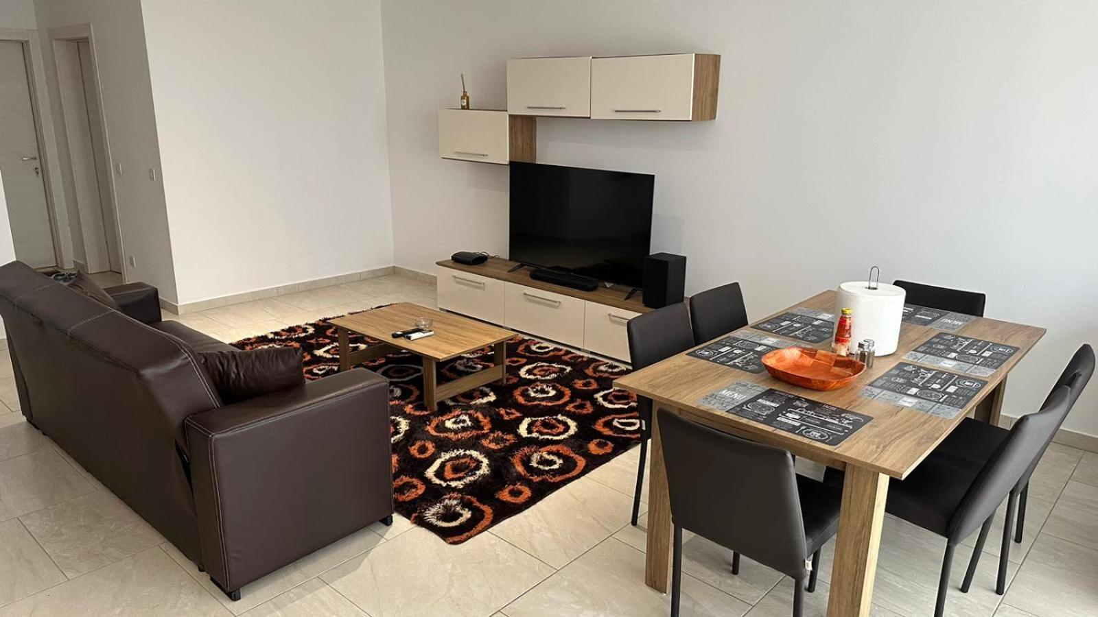 Your Elegant Home Away From Home Shared Apartment Only With Host Żebbuġ Eksteriør bilde